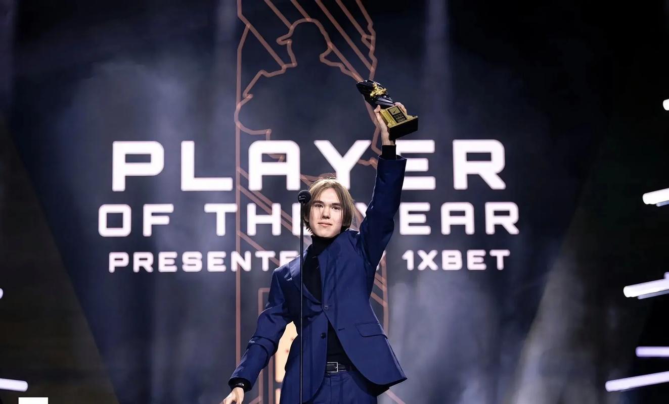 gla1ve 退役成为教练